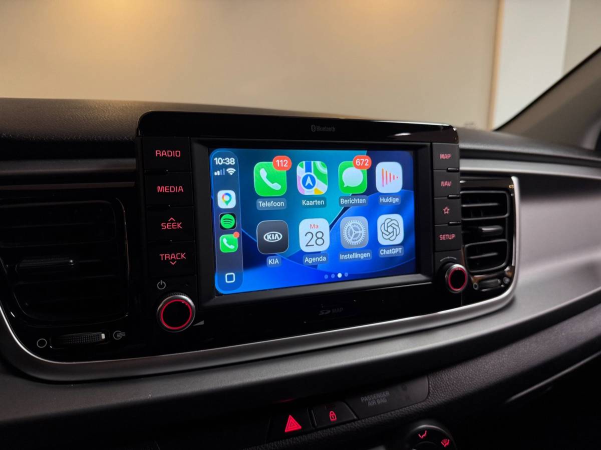 Kia Rio Kia Rio 1.0 TGDI DynamicLine *Carplay* Trekhaak|Camera|Navi|Cruise|Keyless|Lane-Assist|DAB|PDC|Isofix|LED|NAP