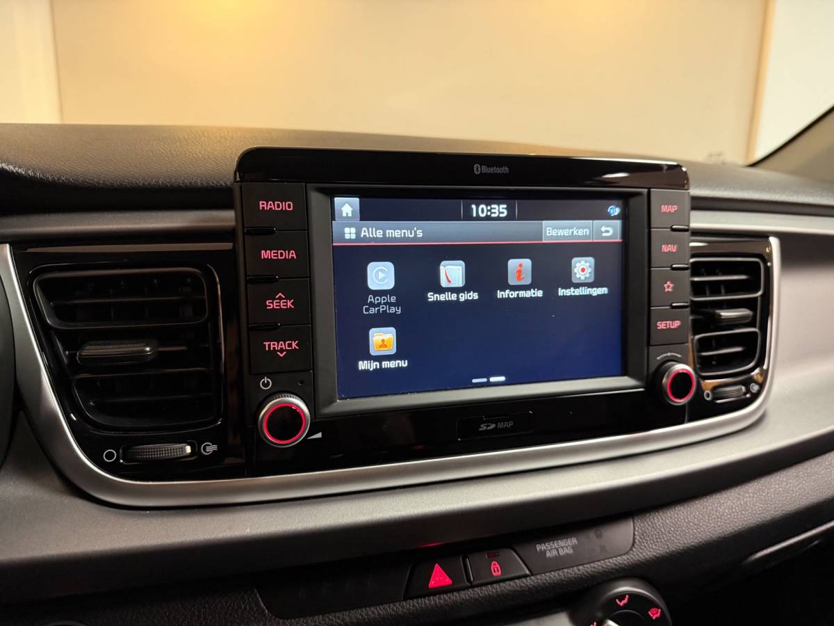 Kia Rio Kia Rio 1.0 TGDI DynamicLine *Carplay* Trekhaak|Camera|Navi|Cruise|Keyless|Lane-Assist|DAB|PDC|Isofix|LED|NAP