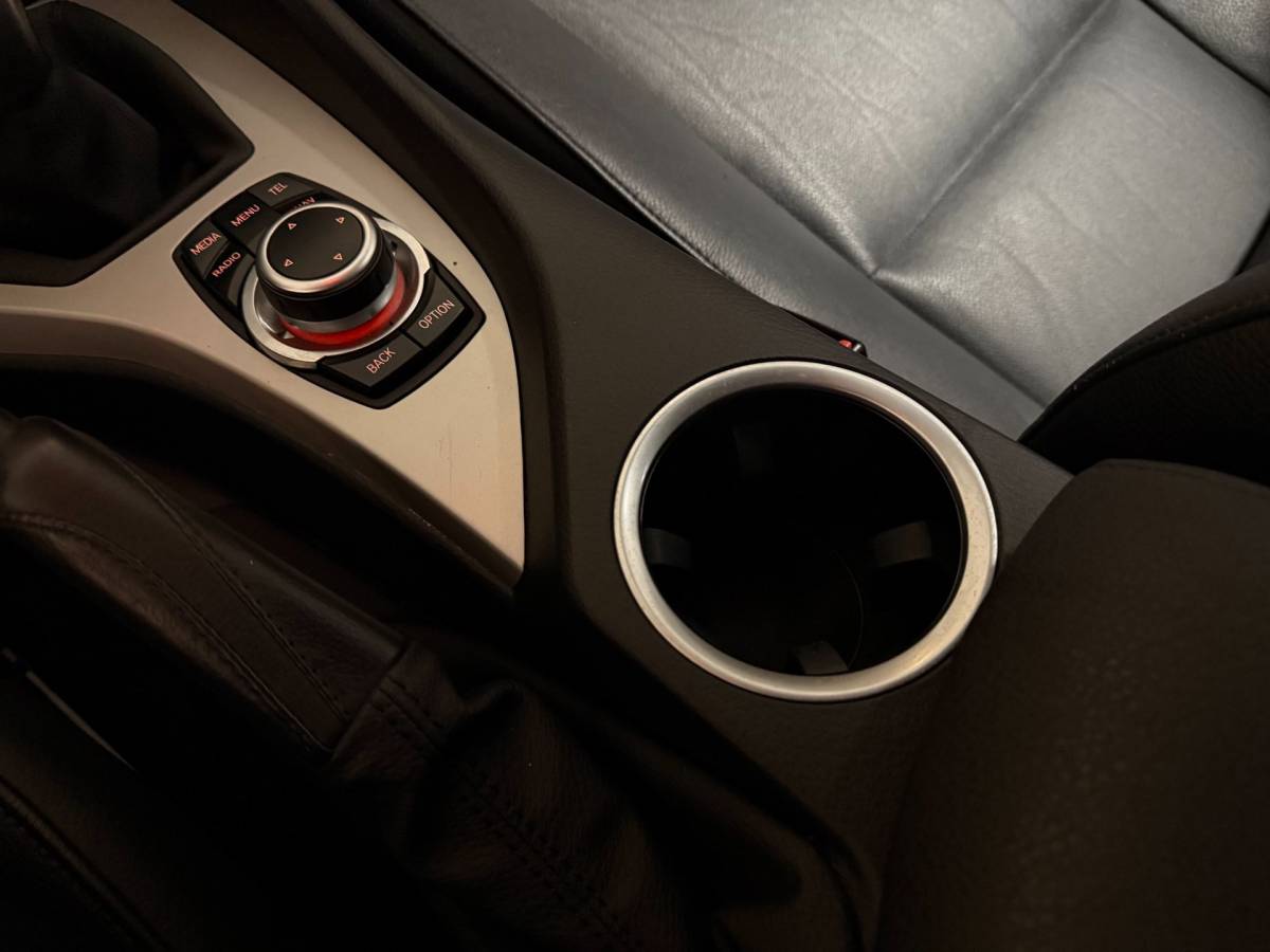 BMW X1 BMW X1 SDrive20i Upgrade Edition *Parelmoer* Leer|Trekhaak|Navi|Cruise|Climate|Bluetooth|PDC|NAP