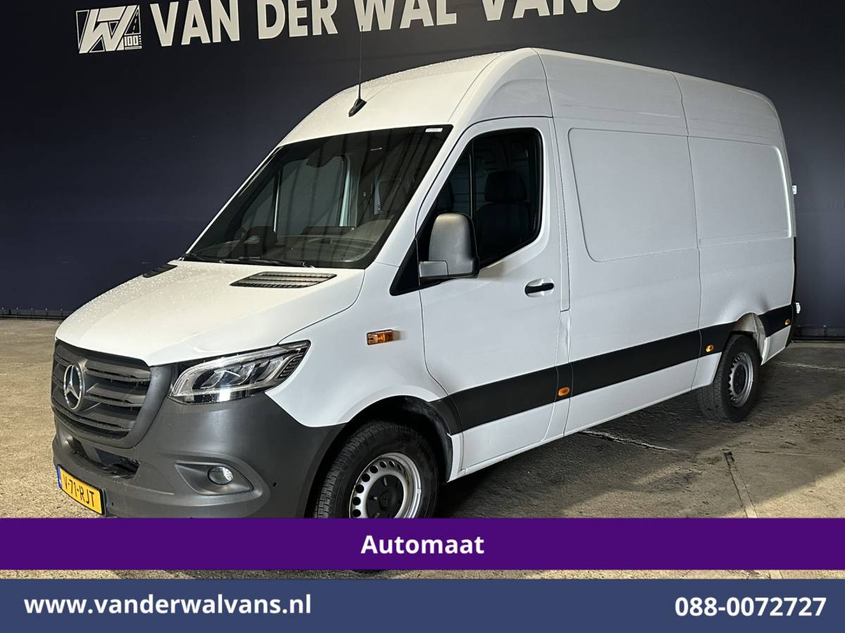 Mercedes-Benz Sprinter Mercedes-Benz Sprinter 317 CDI 170pk Automaat L2H2 Euro6 Airco | Camera | Navigatie | LED | Cruisecontrol | Chauffeursstoel, Stoelverwarming, 270 Graden Achterdeuren, Parkeersensoren, Bijrijdersbank