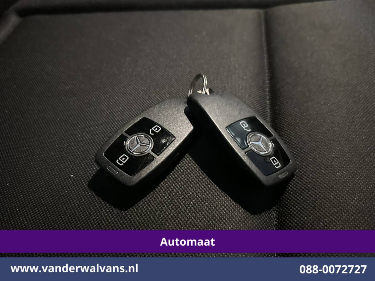 Mercedes-Benz Sprinter Mercedes-Benz Sprinter 317 CDI 170pk Automaat L2H2 Euro6 Airco | Camera | Navigatie | LED | Cruisecontrol | Chauffeursstoel, Stoelverwarming, 270 Graden Achterdeuren, Parkeersensoren, Bijrijdersbank