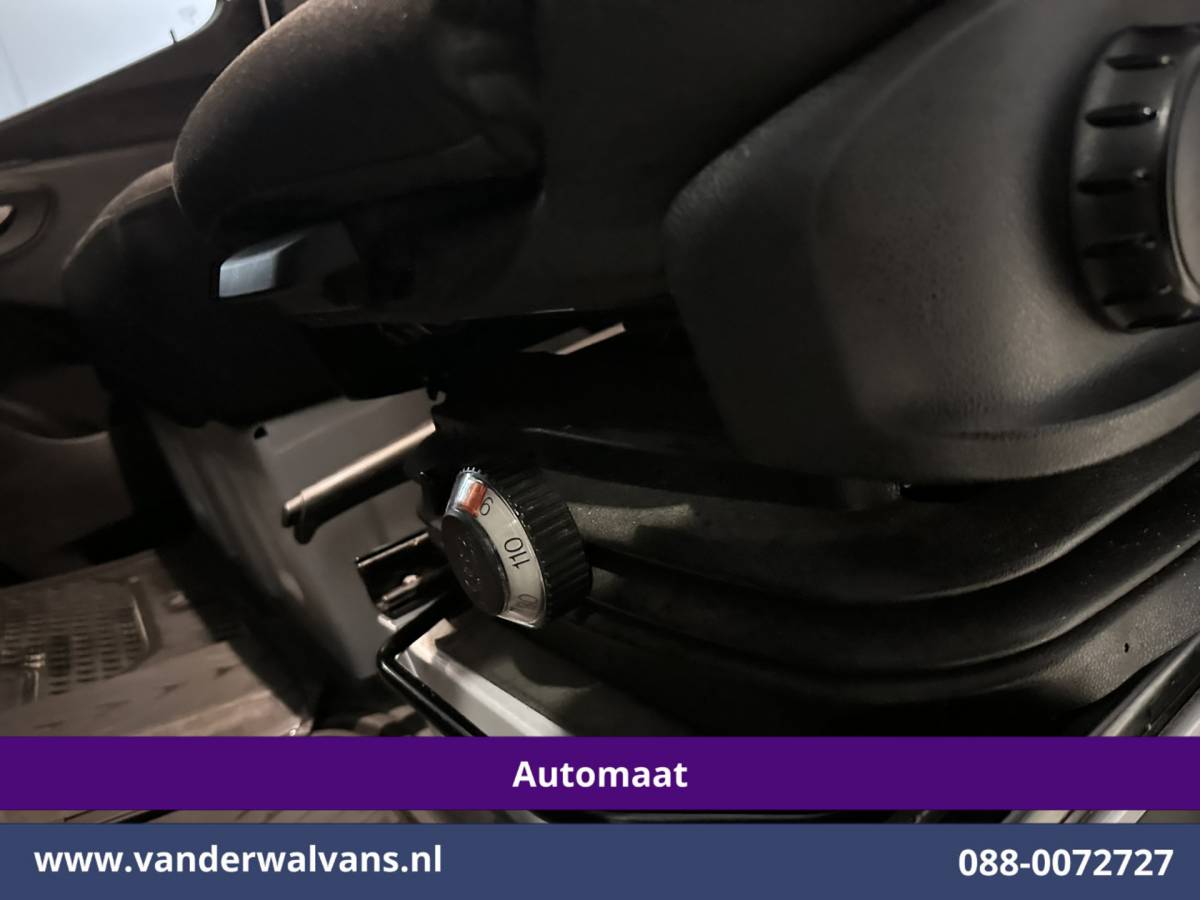 Mercedes-Benz Sprinter Mercedes-Benz Sprinter 317 CDI 170pk Automaat L2H2 Euro6 Airco | Camera | Navigatie | LED | Cruisecontrol | Chauffeursstoel, Stoelverwarming, 270 Graden Achterdeuren, Parkeersensoren, Bijrijdersbank