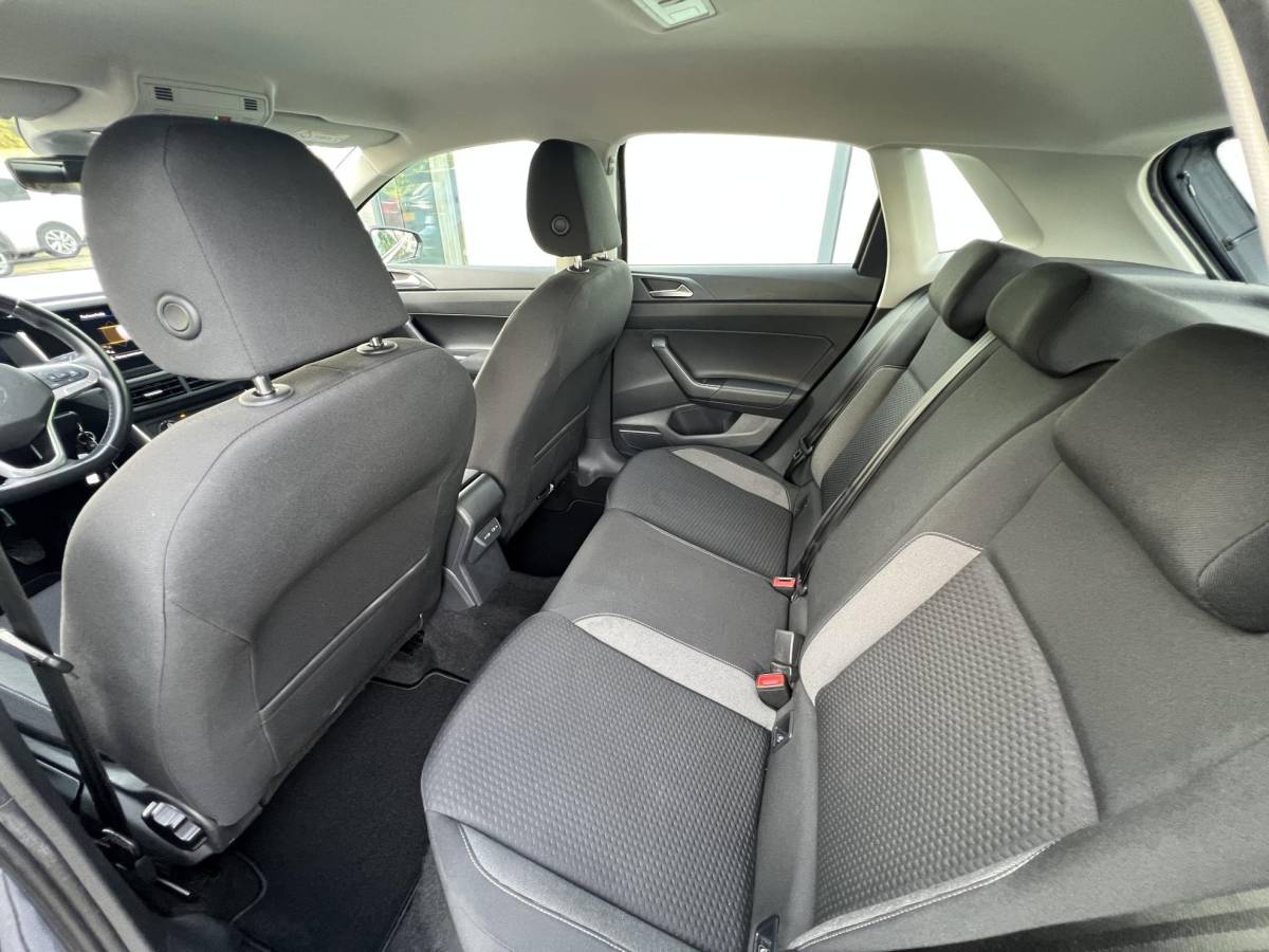 Volkswagen Polo Volkswagen Polo 1.0 TSI Go PARKEERSENSOREN V+ A | APPLE CARPLAY/ANDROID AUTO | LM VELGEN | AIRCO |