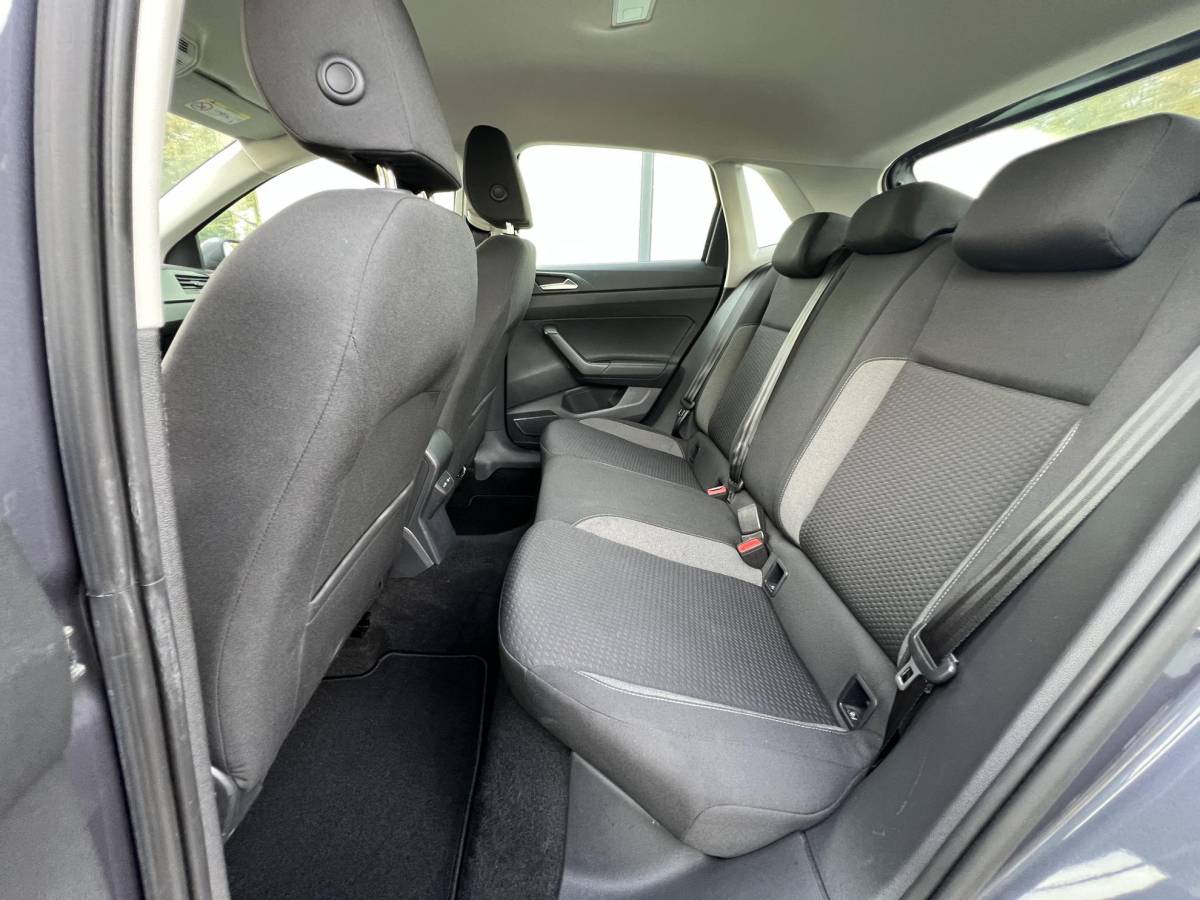 Volkswagen Polo Volkswagen Polo 1.0 TSI Go PARKEERSENSOREN V+ A | APPLE CARPLAY/ANDROID AUTO | LM VELGEN | AIRCO |