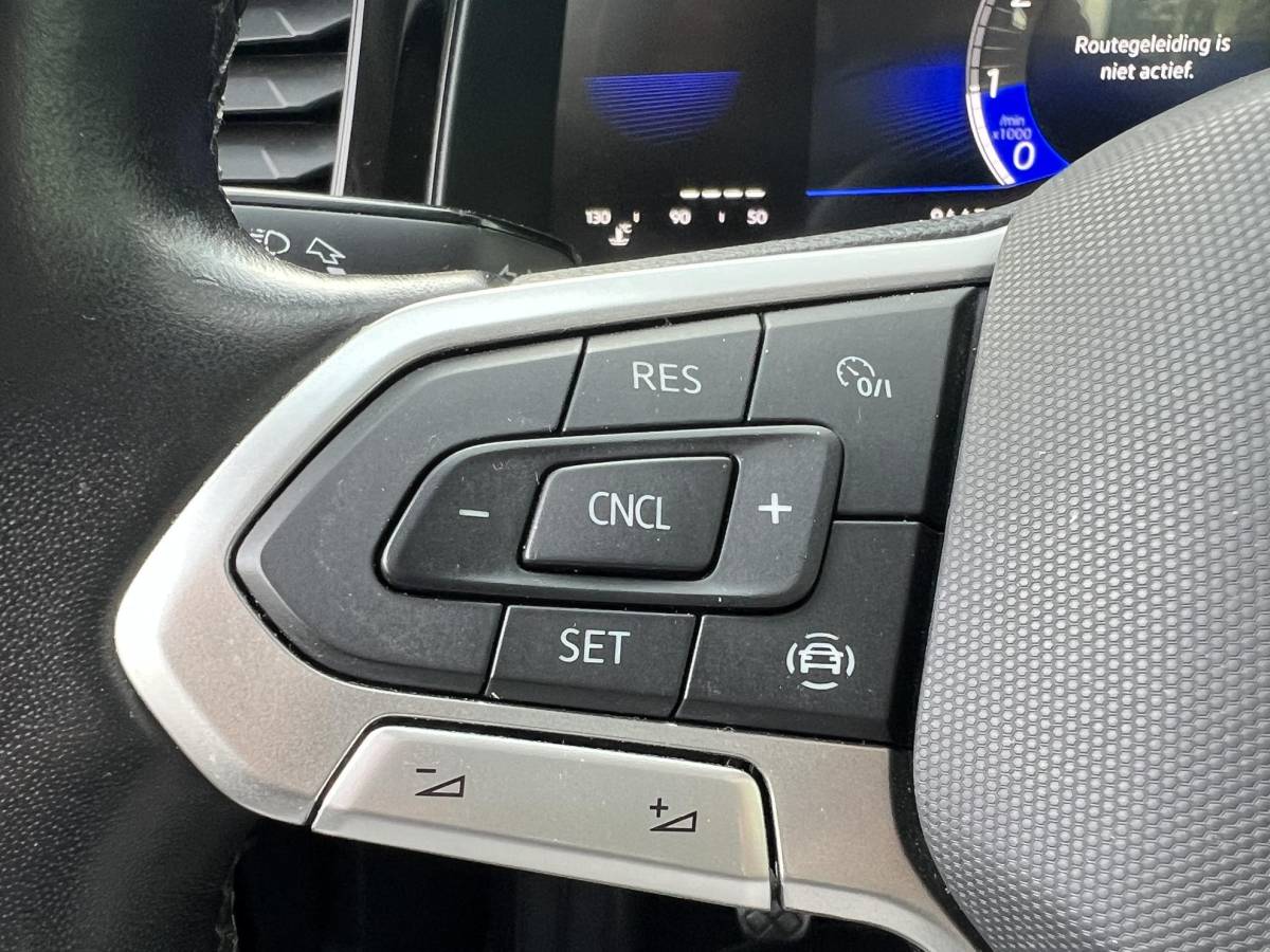 Volkswagen Polo Volkswagen Polo 1.0 TSI Go PARKEERSENSOREN V+ A | APPLE CARPLAY/ANDROID AUTO | LM VELGEN | AIRCO |