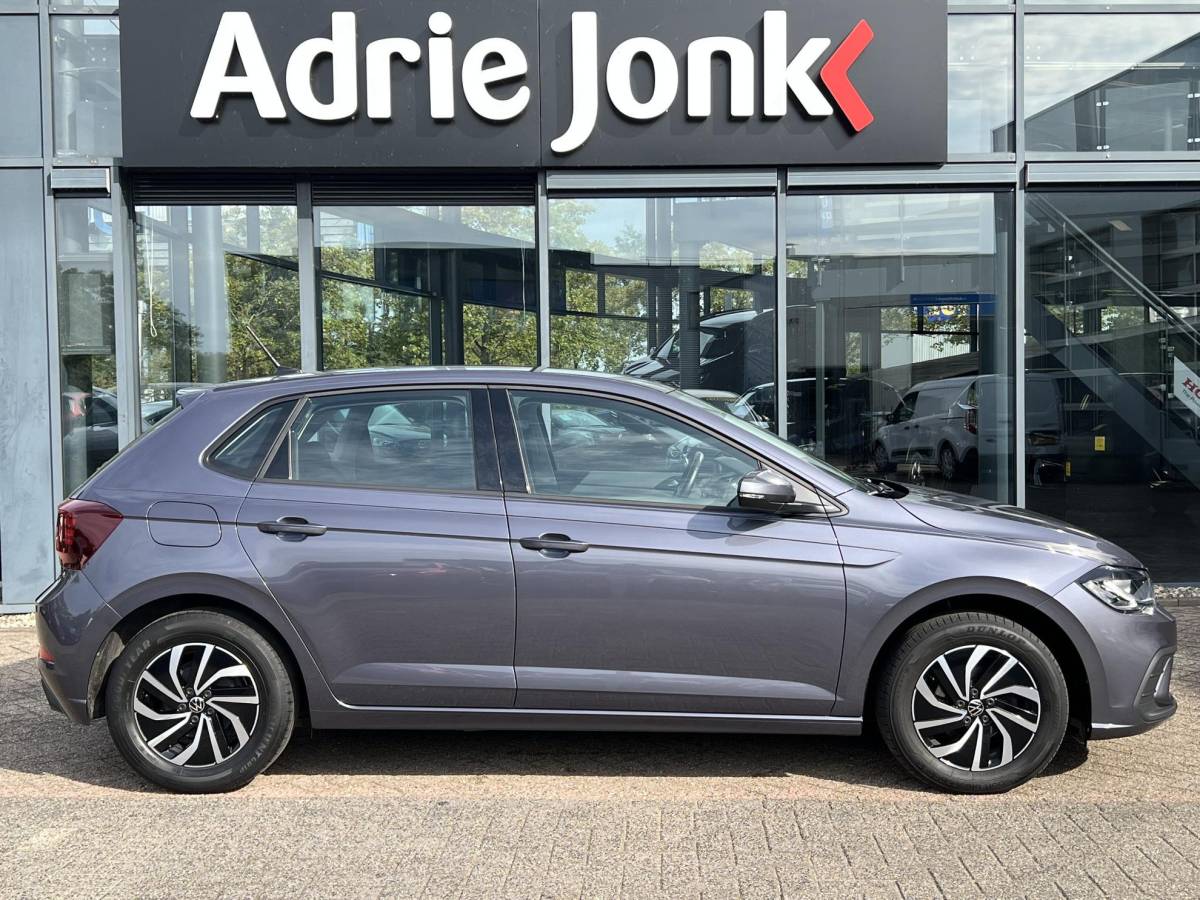 Volkswagen Polo Volkswagen Polo 1.0 TSI Go PARKEERSENSOREN V+ A | APPLE CARPLAY/ANDROID AUTO | LM VELGEN | AIRCO |