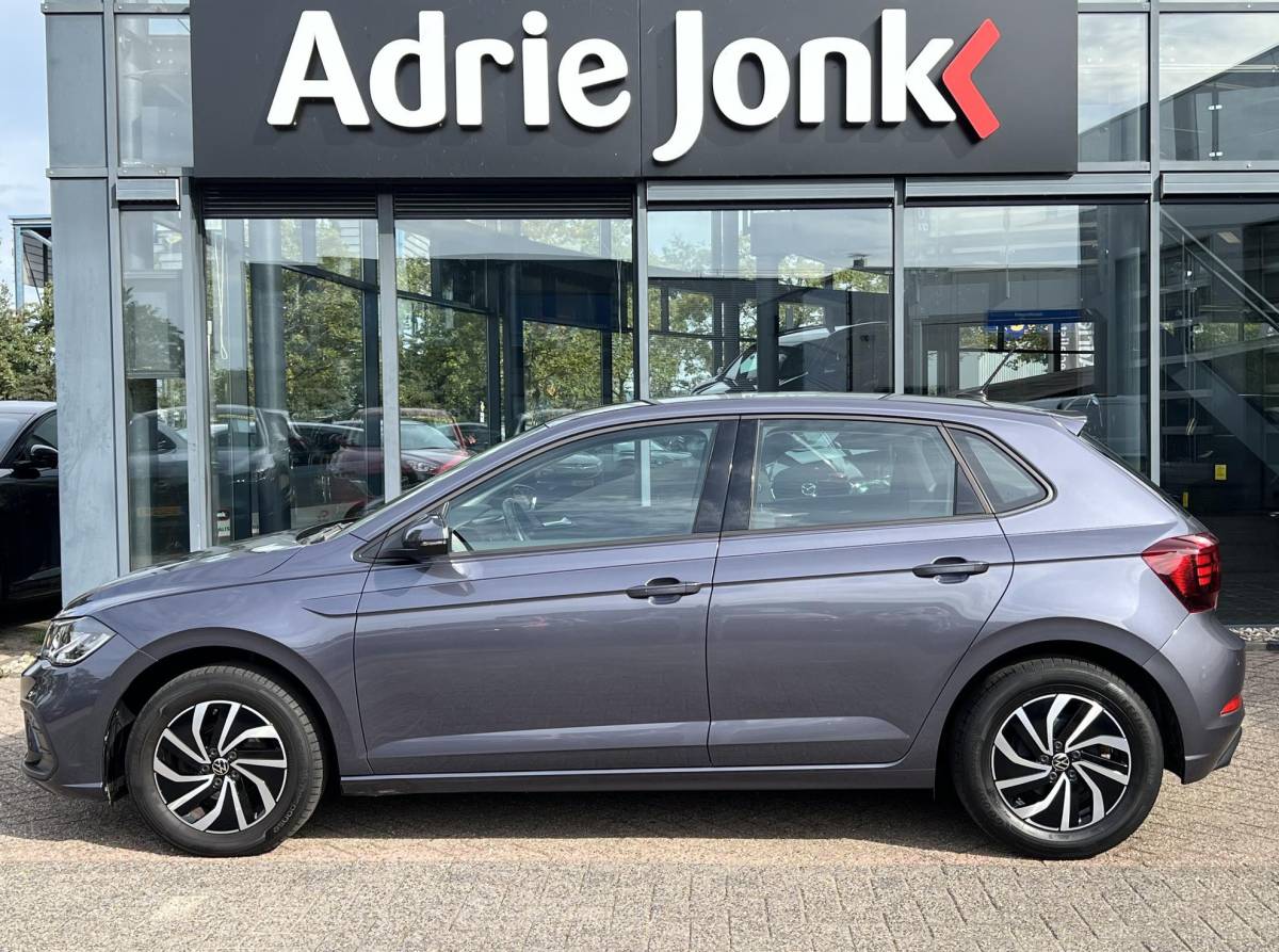 Volkswagen Polo Volkswagen Polo 1.0 TSI Go PARKEERSENSOREN V+ A | APPLE CARPLAY/ANDROID AUTO | LM VELGEN | AIRCO |