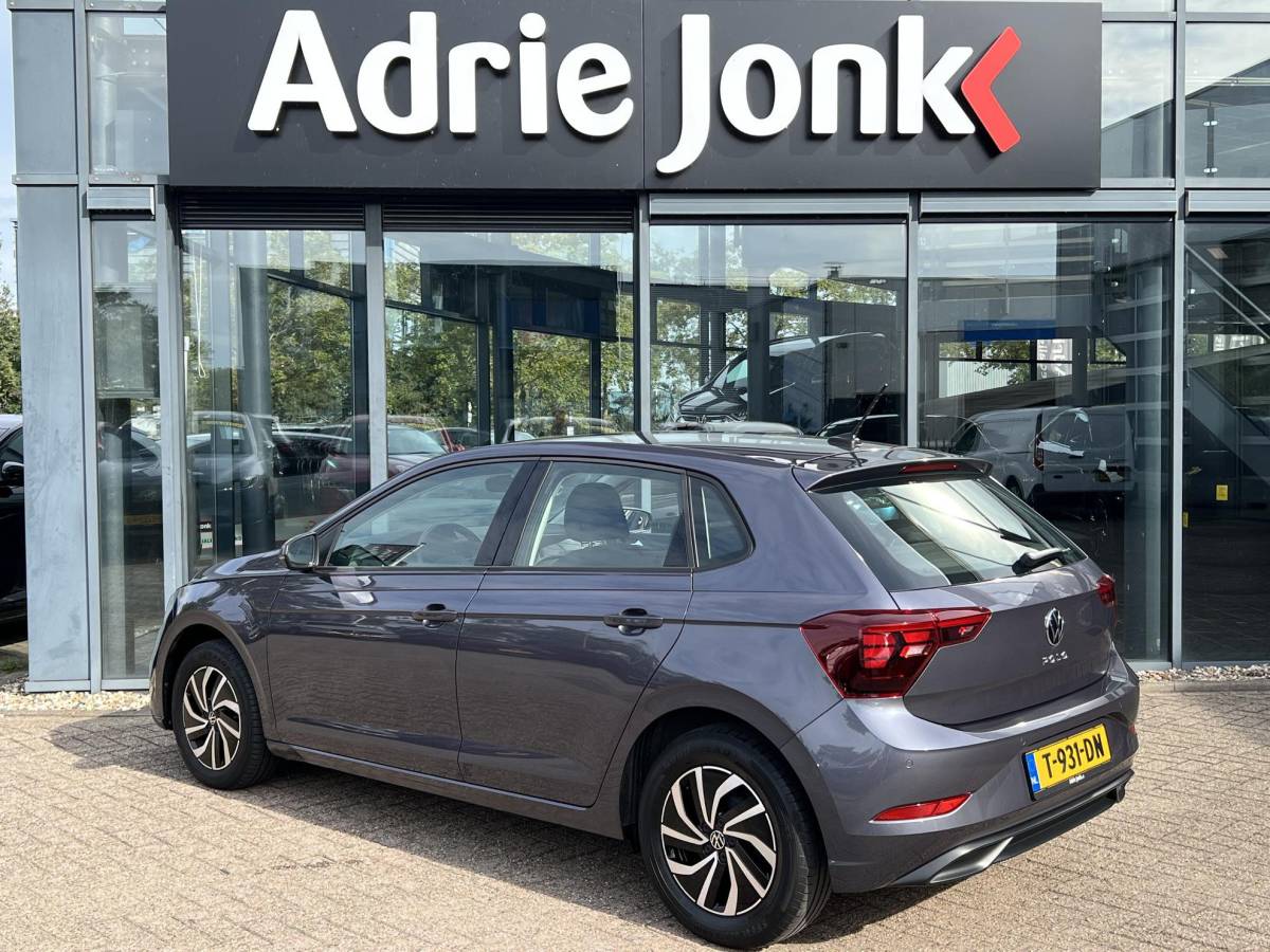 Volkswagen Polo Volkswagen Polo 1.0 TSI Go PARKEERSENSOREN V+ A | APPLE CARPLAY/ANDROID AUTO | LM VELGEN | AIRCO |