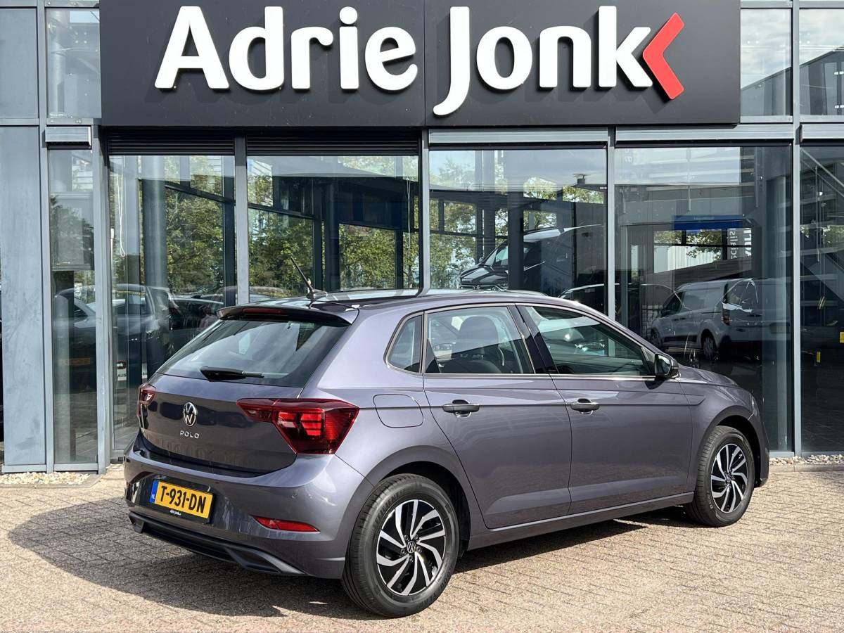 Volkswagen Polo Volkswagen Polo 1.0 TSI Go PARKEERSENSOREN V+ A | APPLE CARPLAY/ANDROID AUTO | LM VELGEN | AIRCO |