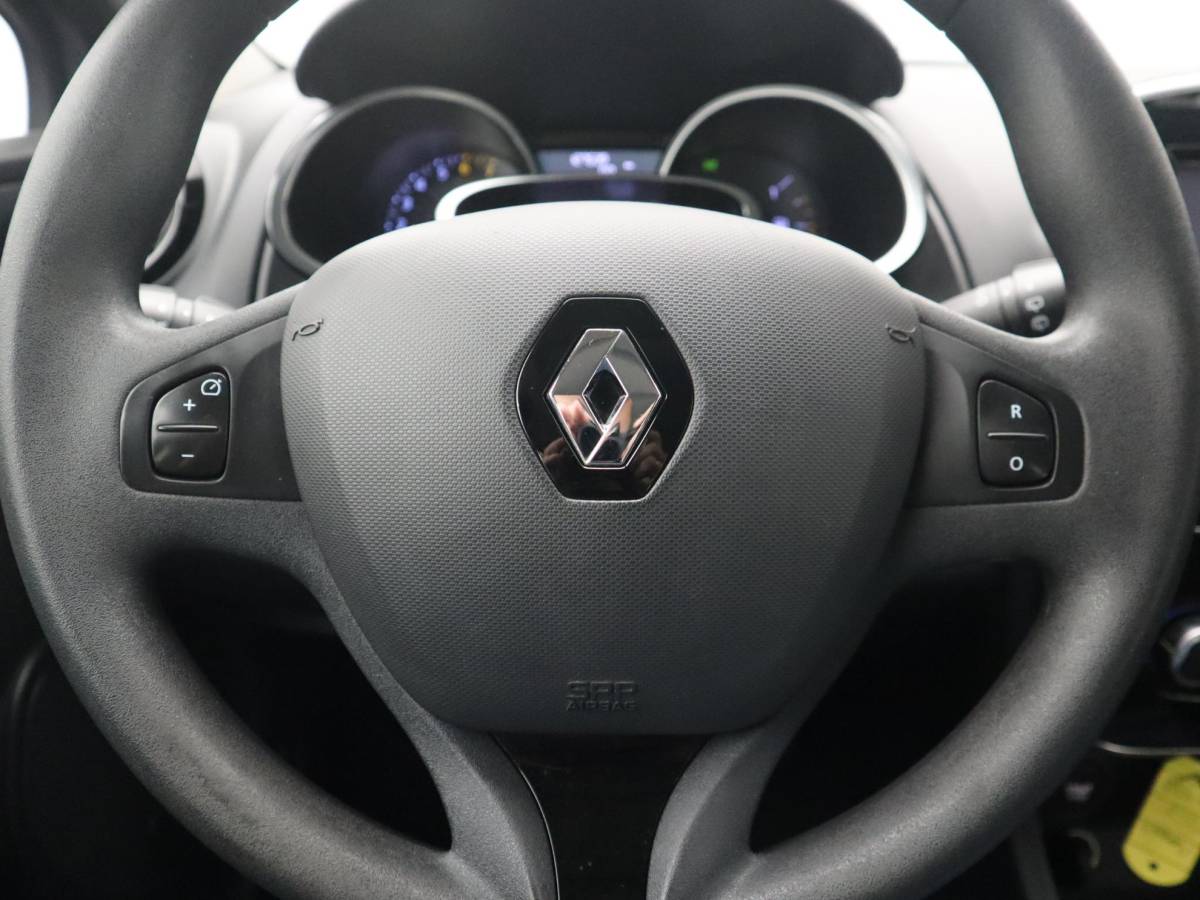 Renault Clio Renault Clio 0.9 TCe Expression TREKHAAK / AIRCO / NAVI / BLUETOOTH / CRUISE / NL-AUTO