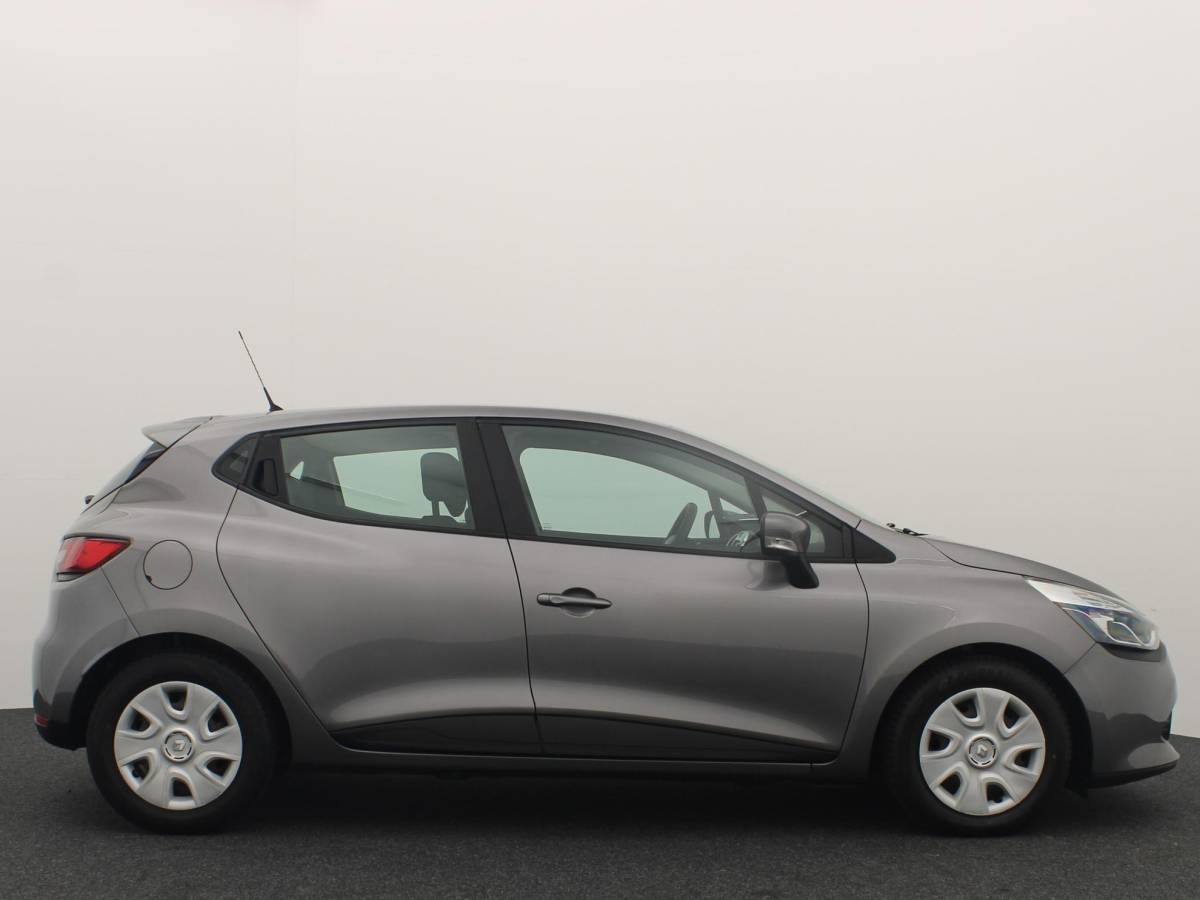 Renault Clio Renault Clio 0.9 TCe Expression TREKHAAK / AIRCO / NAVI / BLUETOOTH / CRUISE / NL-AUTO