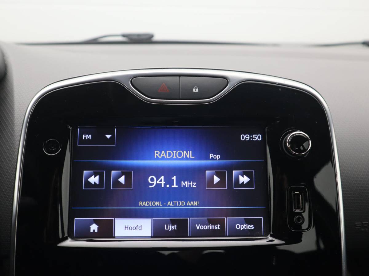 Renault Clio Renault Clio 0.9 TCe Expression TREKHAAK / AIRCO / NAVI / BLUETOOTH / CRUISE / NL-AUTO