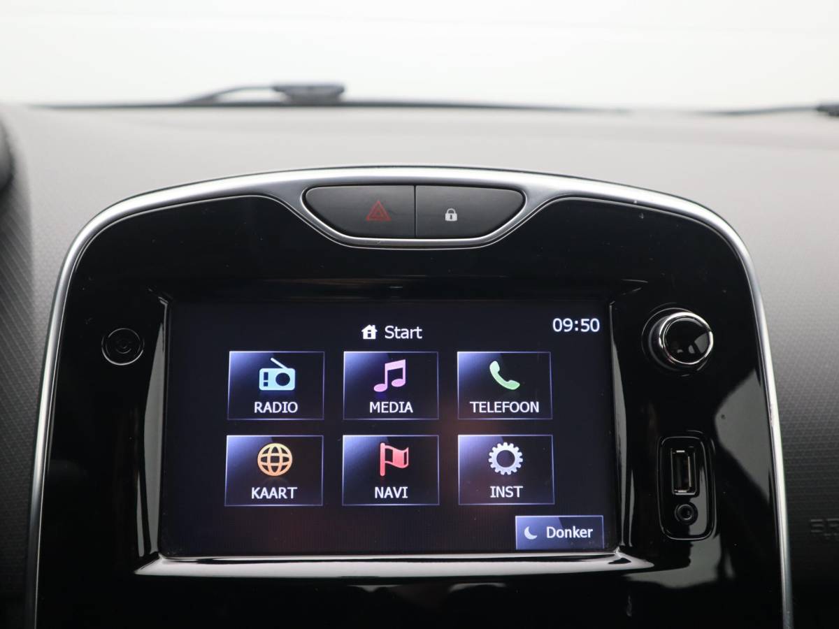 Renault Clio Renault Clio 0.9 TCe Expression TREKHAAK / AIRCO / NAVI / BLUETOOTH / CRUISE / NL-AUTO