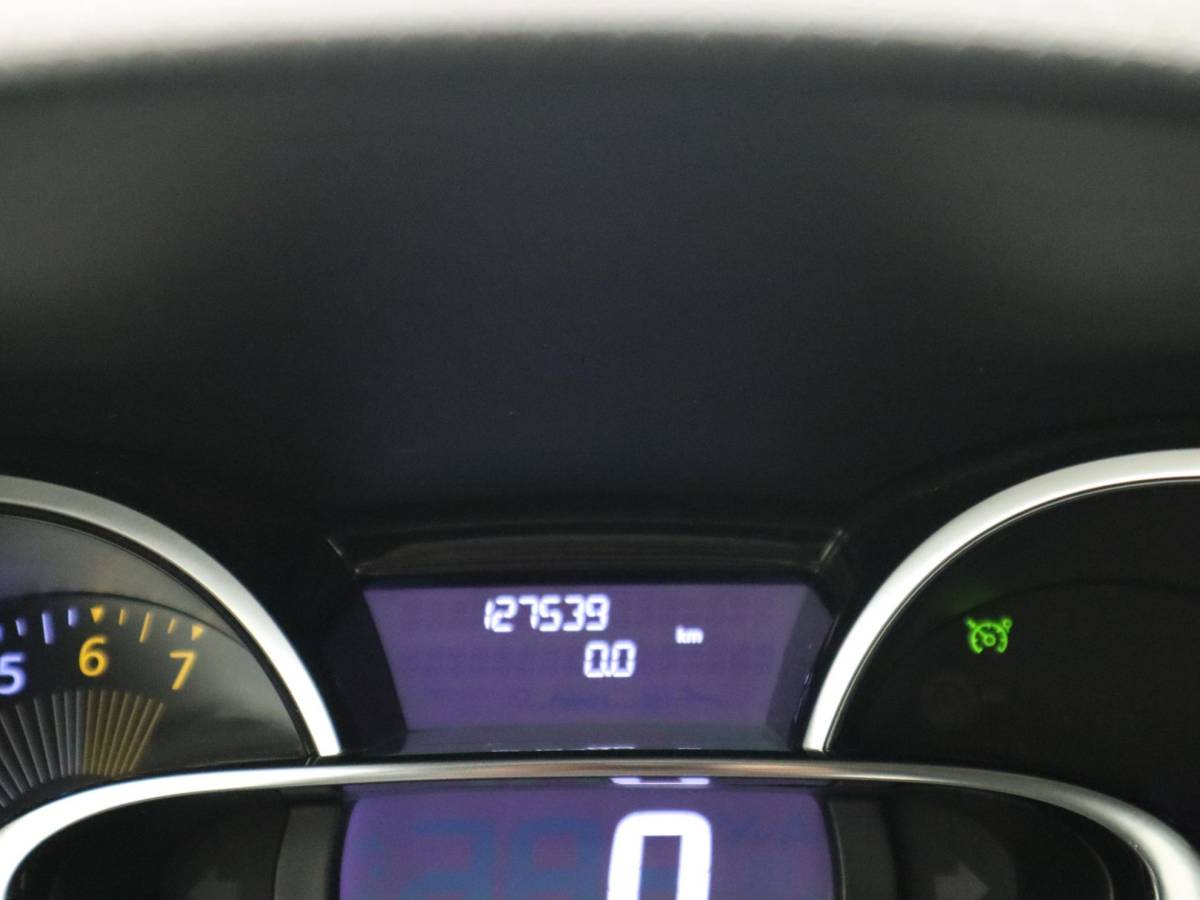 Renault Clio Renault Clio 0.9 TCe Expression TREKHAAK / AIRCO / NAVI / BLUETOOTH / CRUISE / NL-AUTO