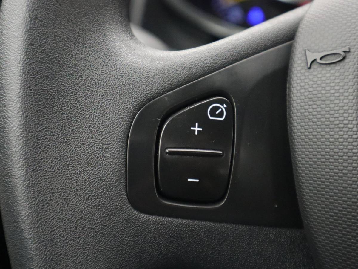 Renault Clio Renault Clio 0.9 TCe Expression TREKHAAK / AIRCO / NAVI / BLUETOOTH / CRUISE / NL-AUTO