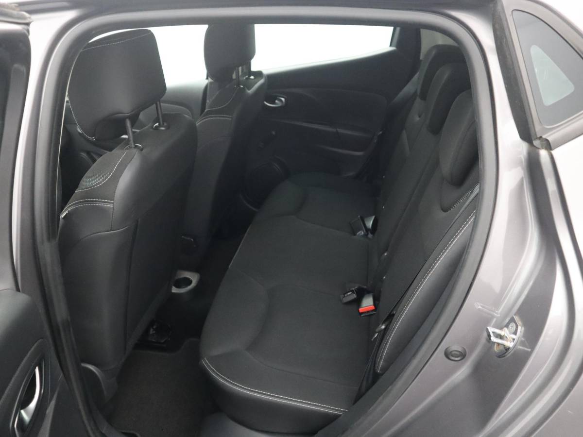 Renault Clio Renault Clio 0.9 TCe Expression TREKHAAK / AIRCO / NAVI / BLUETOOTH / CRUISE / NL-AUTO