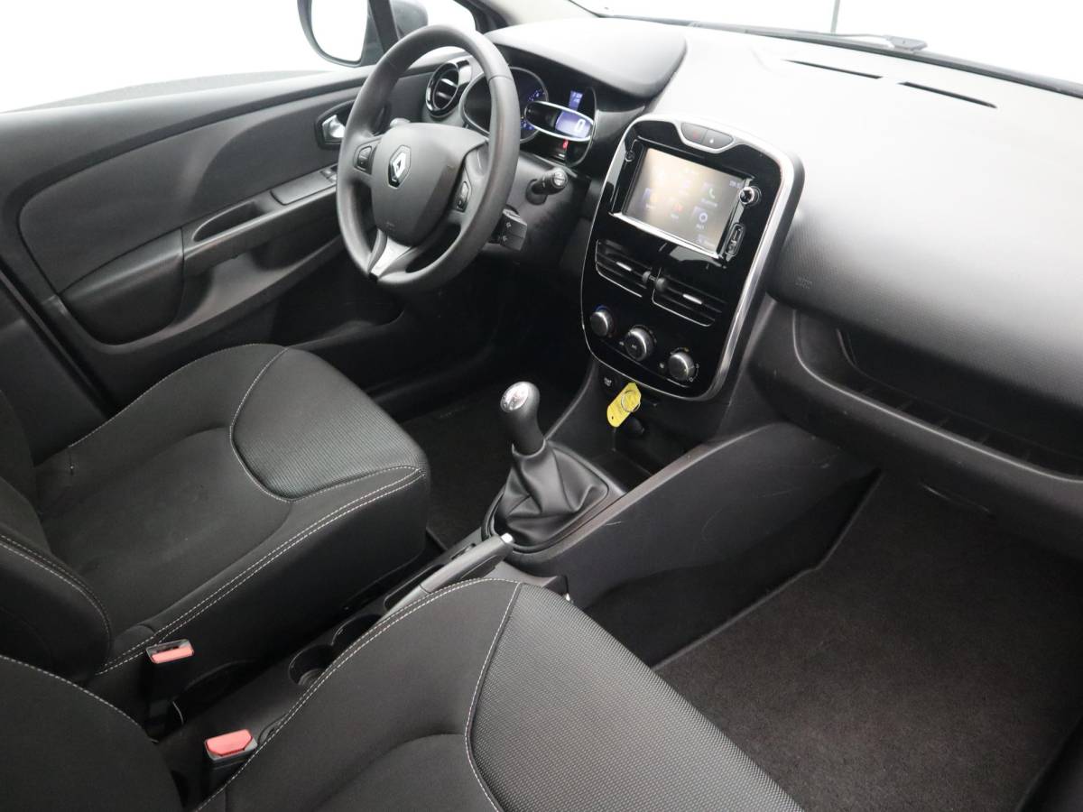 Renault Clio Renault Clio 0.9 TCe Expression TREKHAAK / AIRCO / NAVI / BLUETOOTH / CRUISE / NL-AUTO