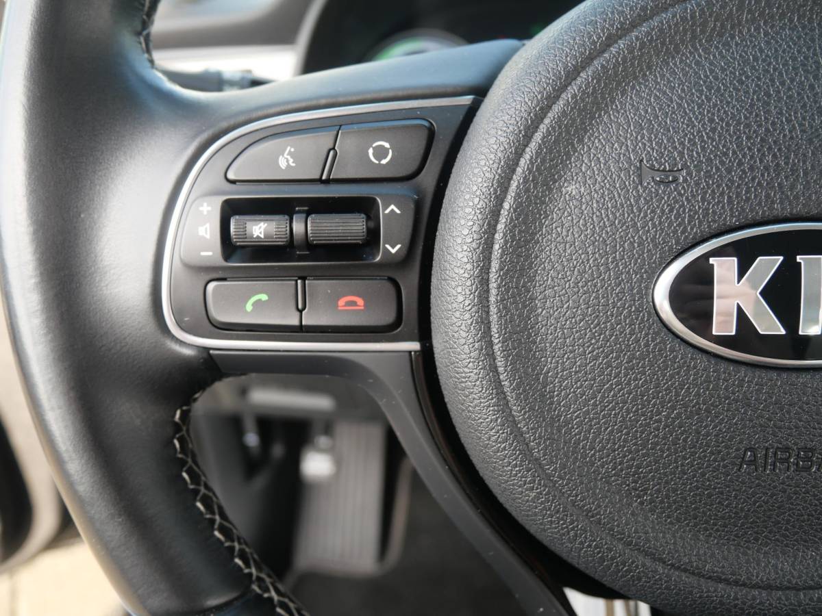 Kia Niro Kia Niro 1.6 GDi Hybrid DynamicLine | Navigatie | Camera | Clima | Cruise |