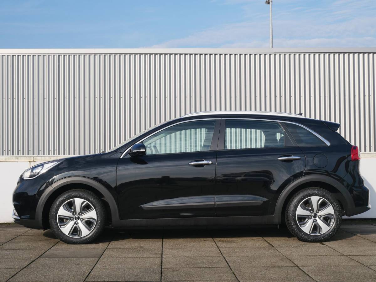 Kia Niro Kia Niro 1.6 GDi Hybrid DynamicLine | Navigatie | Camera | Clima | Cruise |