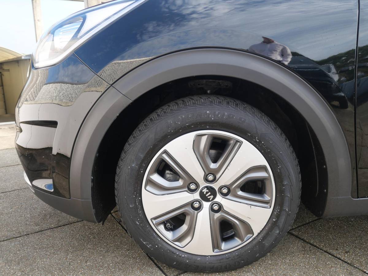 Kia Niro Kia Niro 1.6 GDi Hybrid DynamicLine | Navigatie | Camera | Clima | Cruise |
