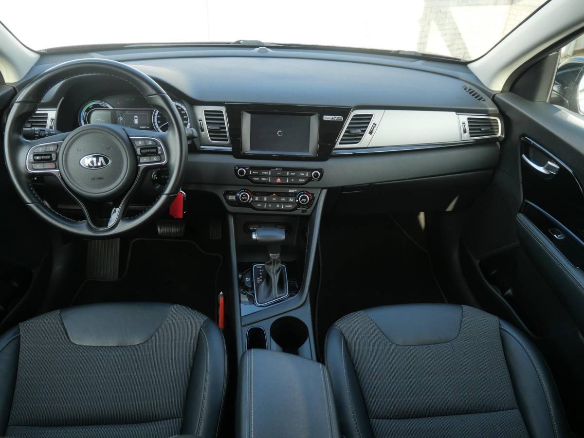 Kia Niro Kia Niro 1.6 GDi Hybrid DynamicLine | Navigatie | Camera | Clima | Cruise |