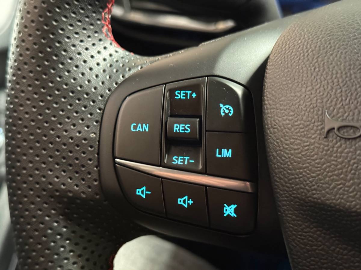 Ford Puma Ford Puma 1.0 EcoBoost Hybrid ST-Line X I Camera I ACC I Keyless