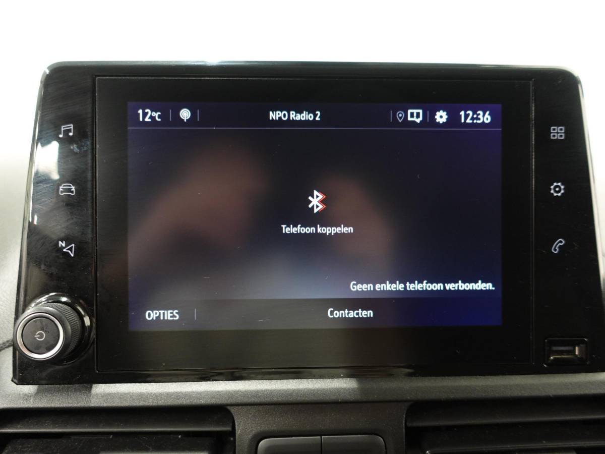 Opel Combo Opel Combo Opel Combo 1.5D 130 pk Aut-8 L2H1 Edition Airco Bluetooth Navi Camera PDC 2-zits