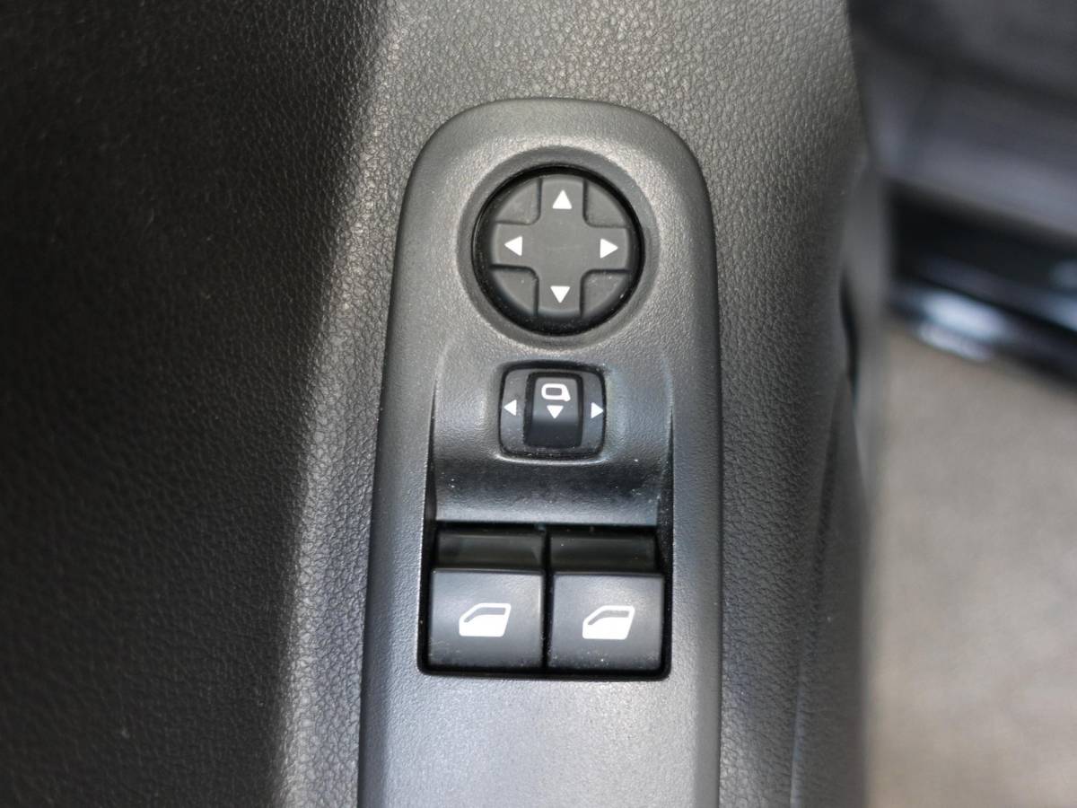 Opel Combo Opel Combo Opel Combo 1.5D 130 pk Aut-8 L2H1 Edition Trekhaak Navigatie Apple CarPlay Android Auto Camera Parkeerhulp Cruise Control Stuurverwarming Airco