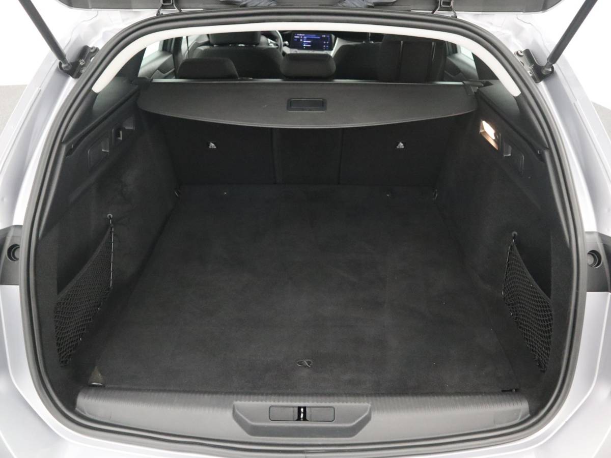 Peugeot 308 Peugeot 308 SW 1.2 PureTech Active Pack Business FULL LED / CAMERA / CARPLAY / NAVI / CLIMA / PDC / BLUETOOTH / CRUISE / NL-AUTO