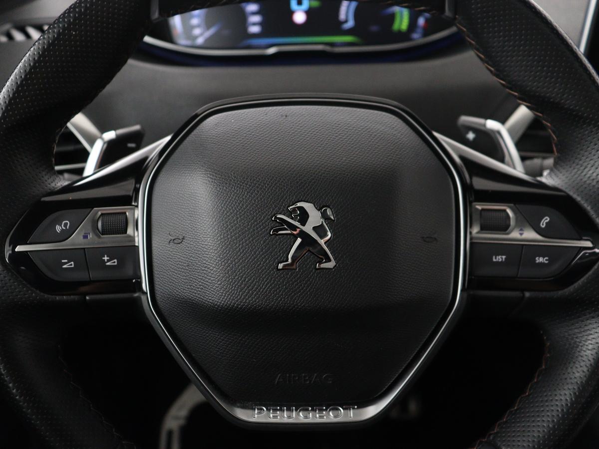Peugeot 3008 Peugeot 3008 1.6 HYbrid4 300 Première Pack | SOH 93,8% | Panoramadak | Leder/alacantara |  Memory | Stoelverwarming | Carplay | 360 camera | Trekhaak | PHEV