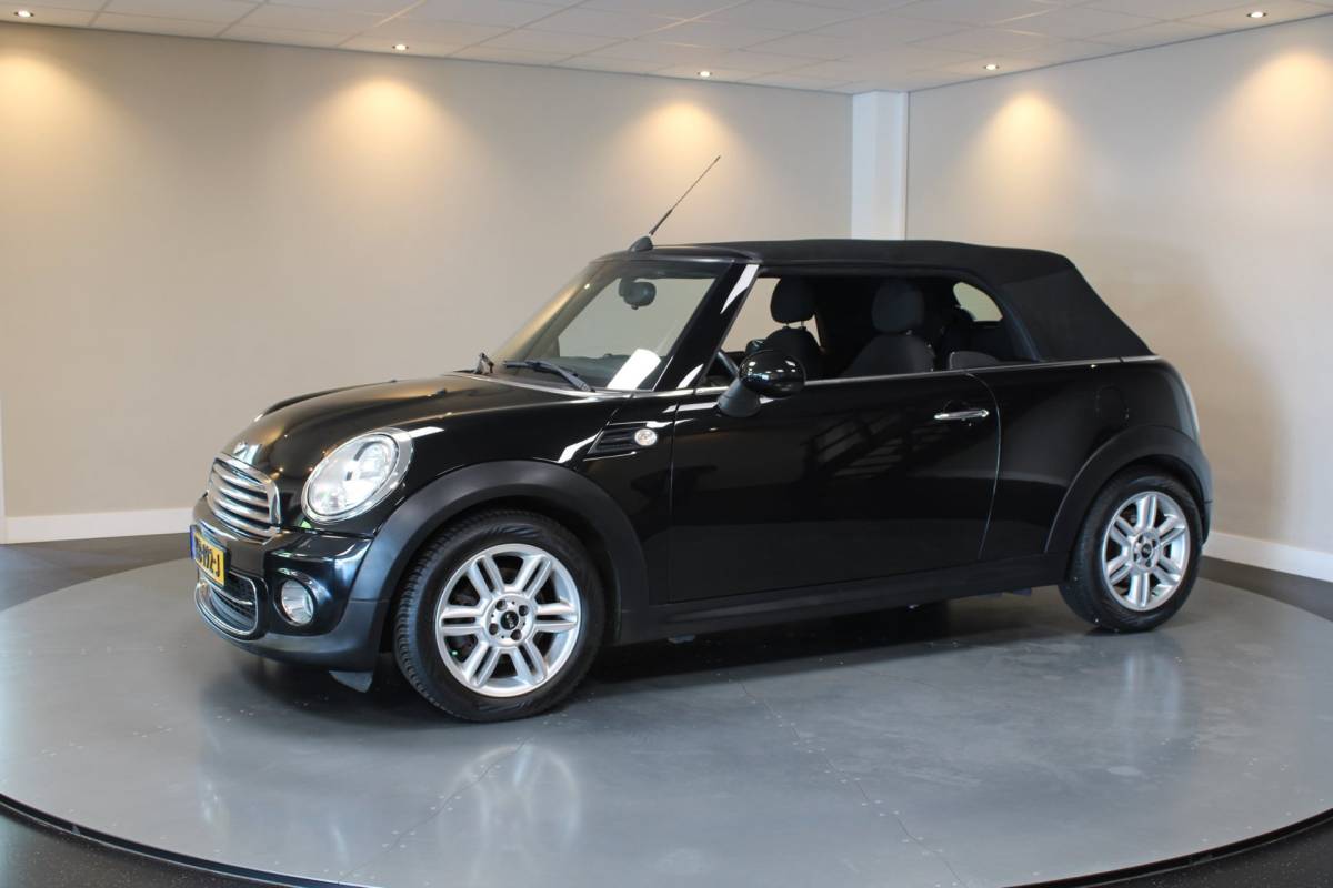 MINI Cooper Cabrio Mini Cabrio 1.6 Cooper Chili *Sfeerverlichting* Stoelverw.|Climate|Cruise|PDC|Half-Leder|6-Bak|Autom.Verlichting/Ruitenwissers