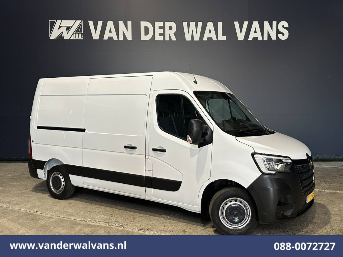 Renault Master Renault Master 2.3 dCi 136pk L2H2 Euro6 Airco | Navigatie | Camera | Trekhaak | Cruisecontrol Parkeersensoren, Bijrijdersbank