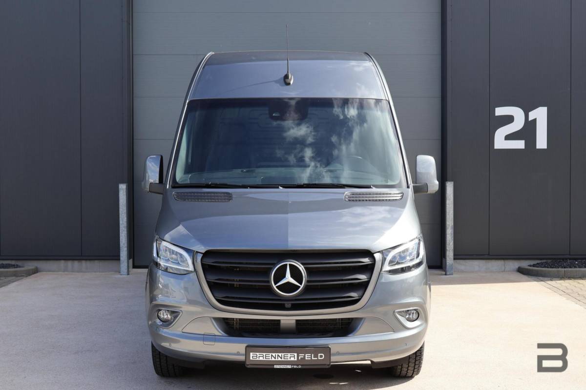 Mercedes-Benz Sprinter Mercedes Sprinter bestel 319 1.9 CDI L2H2 / LED / Geveerde Stoel / Groot Navi / Leer / Camera