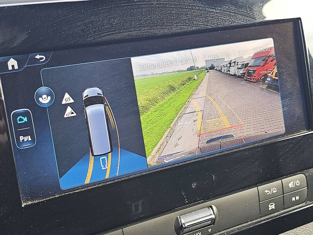 Mercedes-Benz Sprinter MERCEDES-BENZ SPRINTER 317 L2H2 Mbux10 LED Automaat Camera Navi PDC BPM Vrij Nieuw Model Cruise Control Airco Euro6 170 PK!