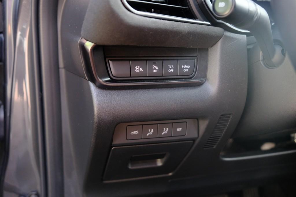 Mazda CX-30 Mazda CX-30 2.5 e-SkyActiv-G M Hybrid 140pk Aut. Nagisa – Head-up display – Bose – Adaptieve cruise – Achteruitrijcamera – Dodehoekdetectie – Stoelverwarming – Elektrische achterklep – Keyless