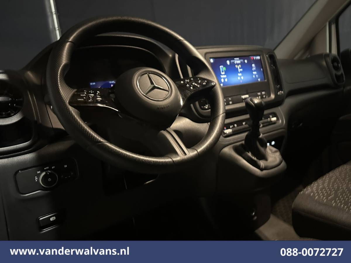 Mercedes-Benz Vito Mercedes-Benz Vito 114 CDI 136pk L2H1 Euro6 Airco | Camera | Cruisecontrol | Parkeersensoren Bijrijdersbank, Achterklep