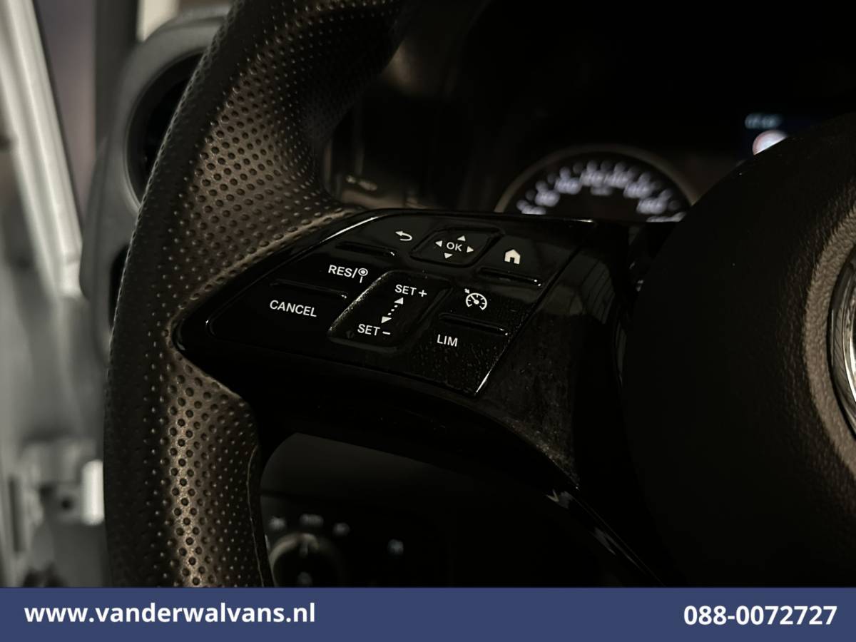 Mercedes-Benz Vito Mercedes-Benz Vito 114 CDI 136pk L2H1 Euro6 Airco | Camera | Cruisecontrol | Parkeersensoren Bijrijdersbank, Achterklep