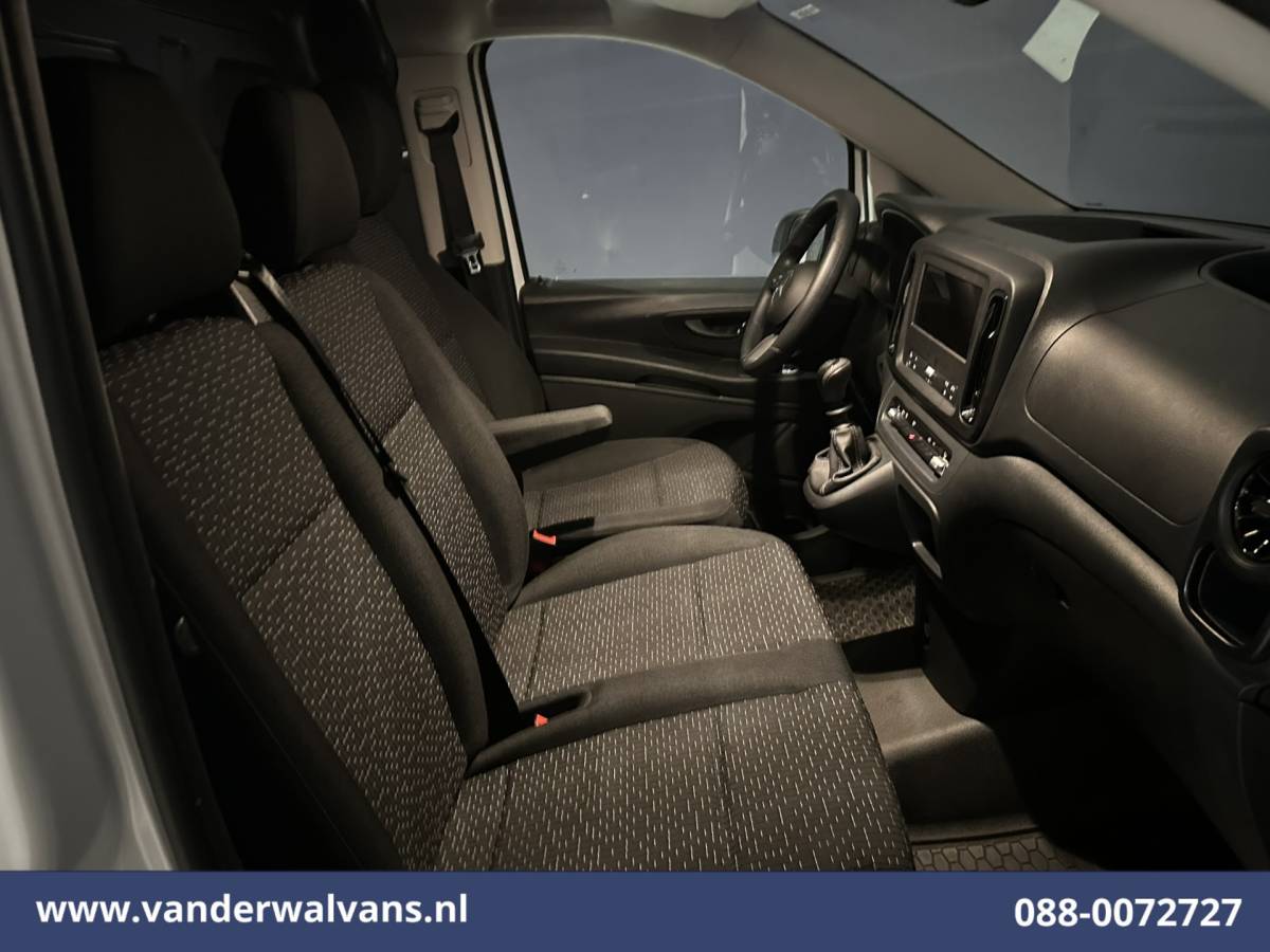Mercedes-Benz Vito Mercedes-Benz Vito 114 CDI 136pk L2H1 Euro6 Airco | Camera | Cruisecontrol | Parkeersensoren Bijrijdersbank, Achterklep