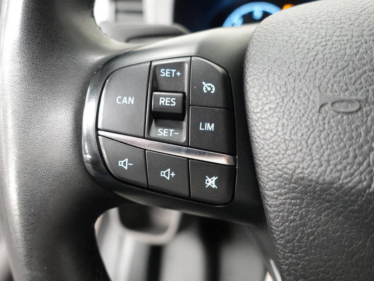 Ford Transit Ford Transit 310 2.0 TDCI L2H2 Trend Automaat Airco Bluetooth Camera Cruise Control