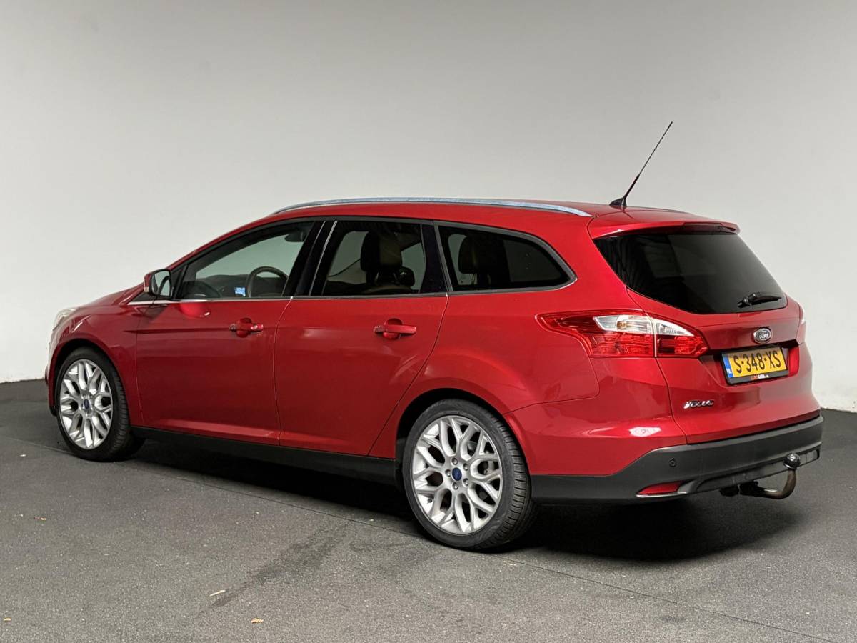 Ford Focus Ford Focus Wagon 1.6 TI-VCT Titanium Automaat Navigatie Elektrische stoelen Climate control