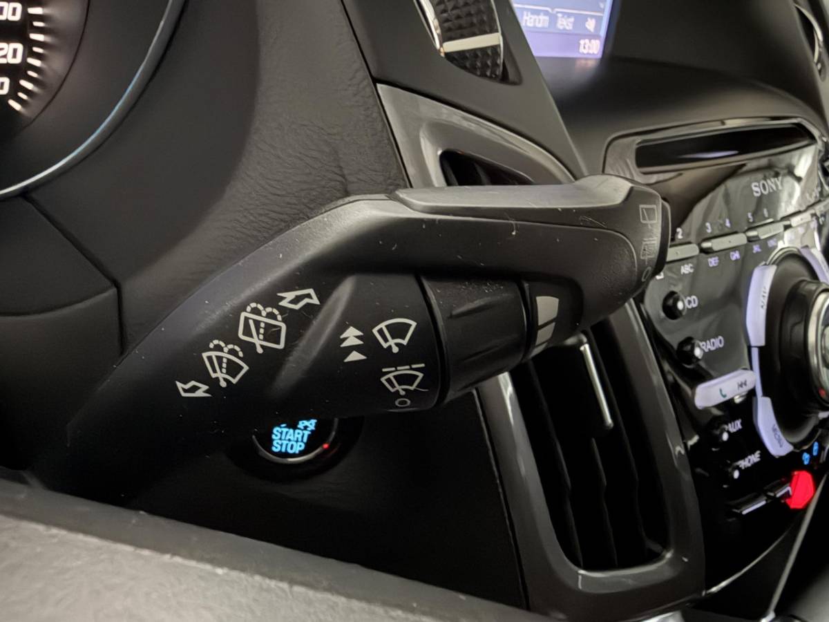 Ford Focus Ford Focus Wagon 1.6 TI-VCT Titanium Automaat Navigatie Elektrische stoelen Climate control