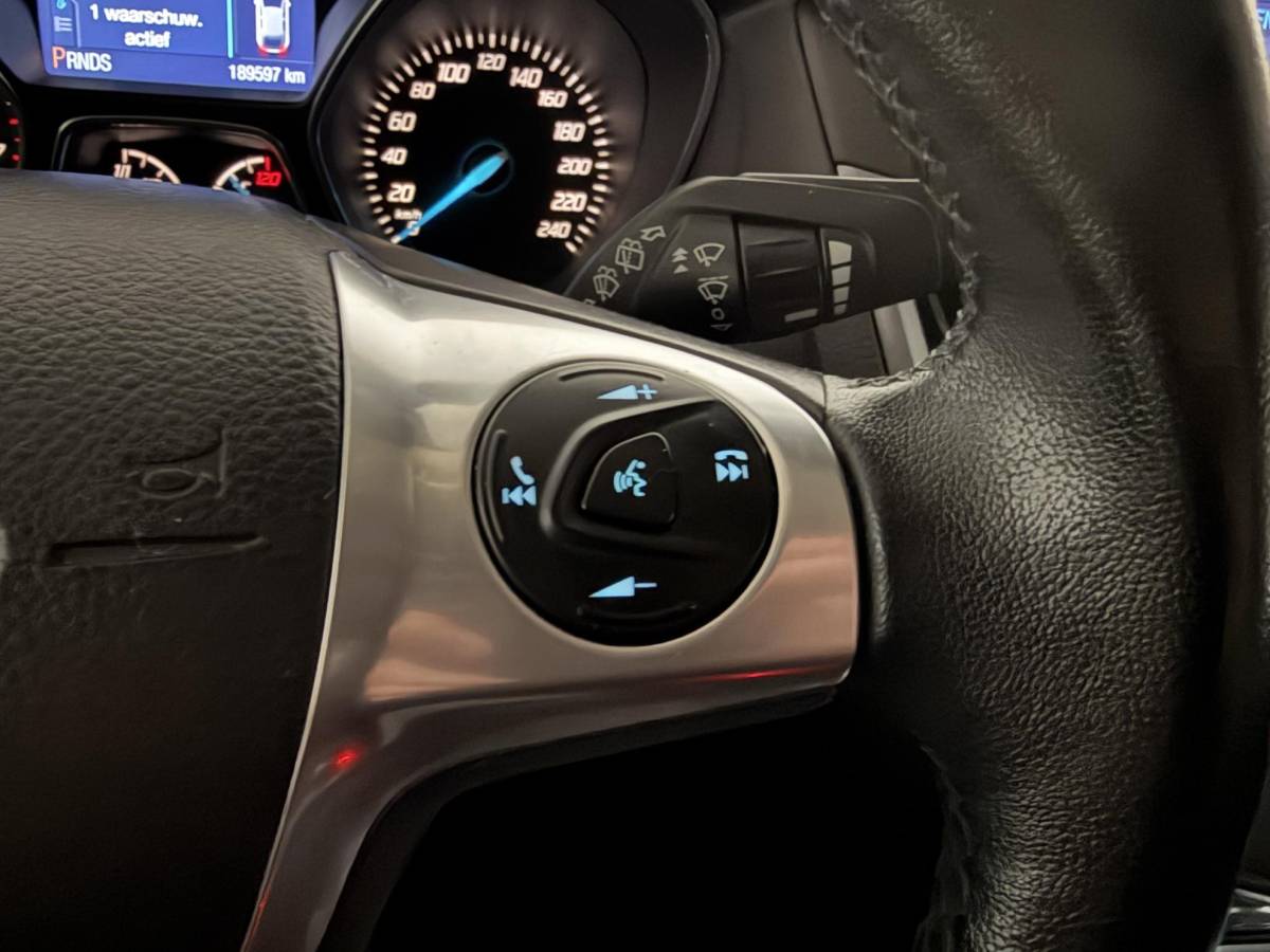 Ford Focus Ford Focus Wagon 1.6 TI-VCT Titanium Automaat Navigatie Elektrische stoelen Climate control