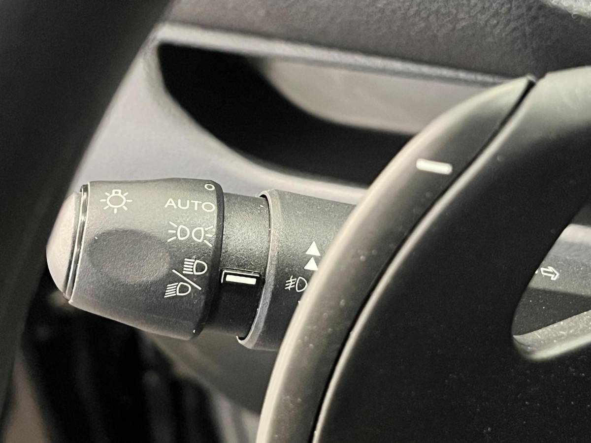 Peugeot Expert Peugeot Expert 2.0 BlueHDI 145PK Dubbele Cabine Automaat Airco Bluetooth Cruise Control Trekhaak Navigatie Carplay