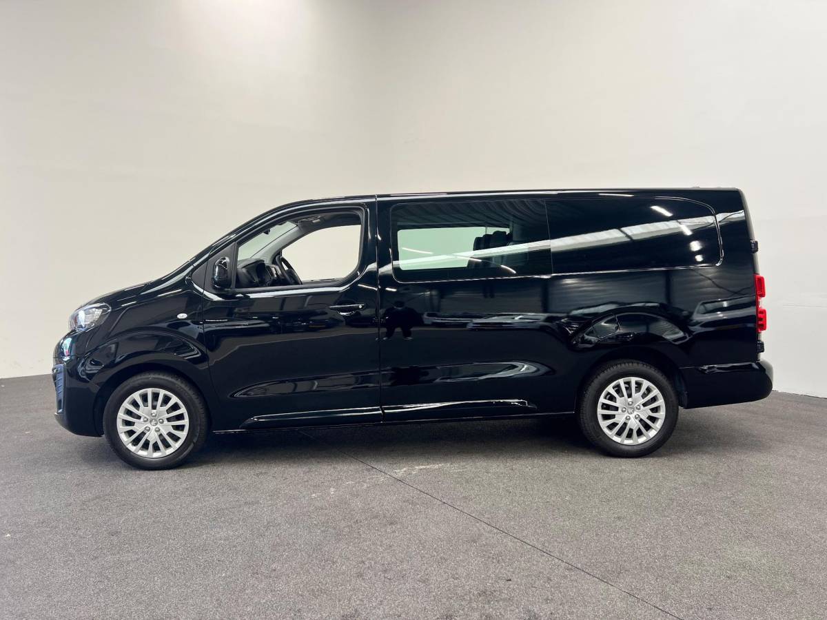 Peugeot Expert Peugeot Expert 2.0 BlueHDI 145PK Dubbele Cabine Automaat Airco Bluetooth Cruise Control Trekhaak Navigatie Carplay