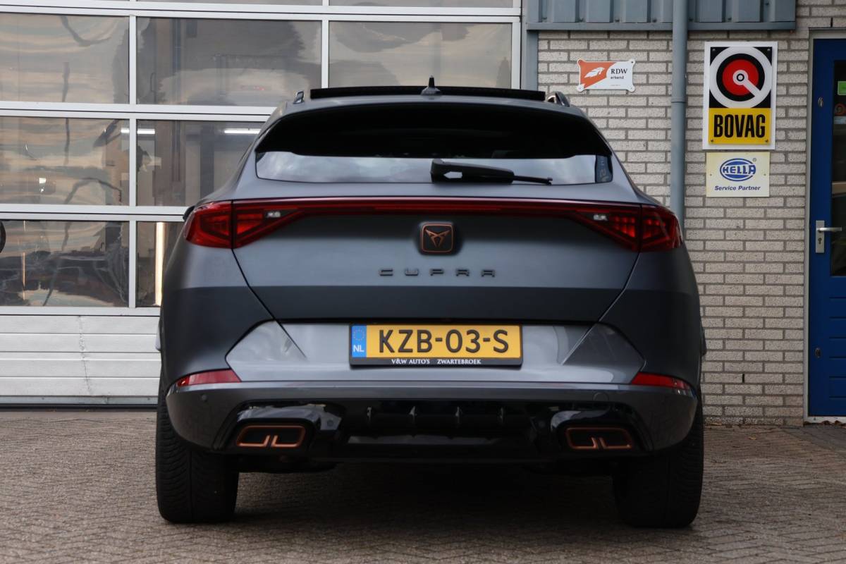 CUPRA Formentor Cupra Formentor 1.4 TSI e-Hybrid Essential SOH-94% Panoramadak Carplay