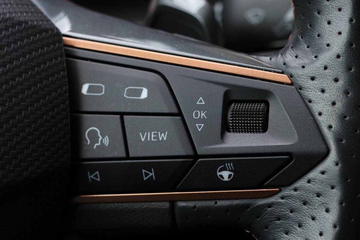 CUPRA Formentor Cupra Formentor 1.4 TSI e-Hybrid Essential SOH-94% Panoramadak Carplay