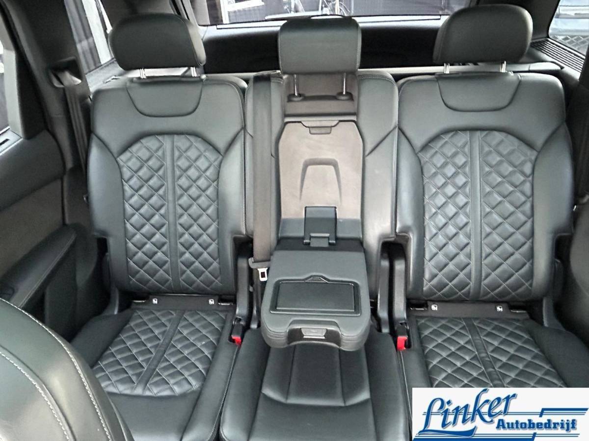 Audi Q7 Audi Q7 55 TFSI e quattro Pro Line S-LINE |LUXE BEKLEDING|360CAM|PANO|NL-AUTO