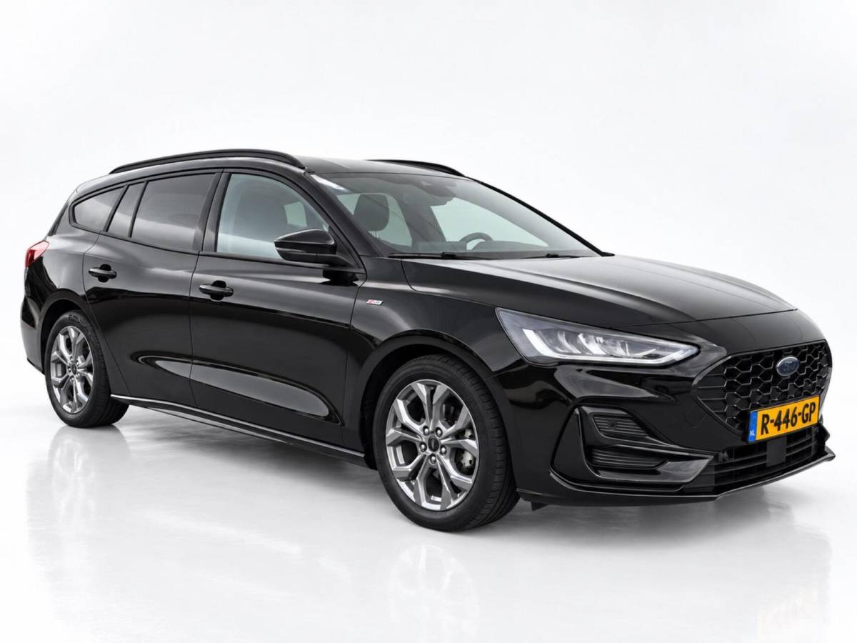 Ford Focus Ford Focus Wagon 1.0 EcoBoost 125pk Hybrid ST Line X | Driver Assist pack| Winterpack | B&O sound