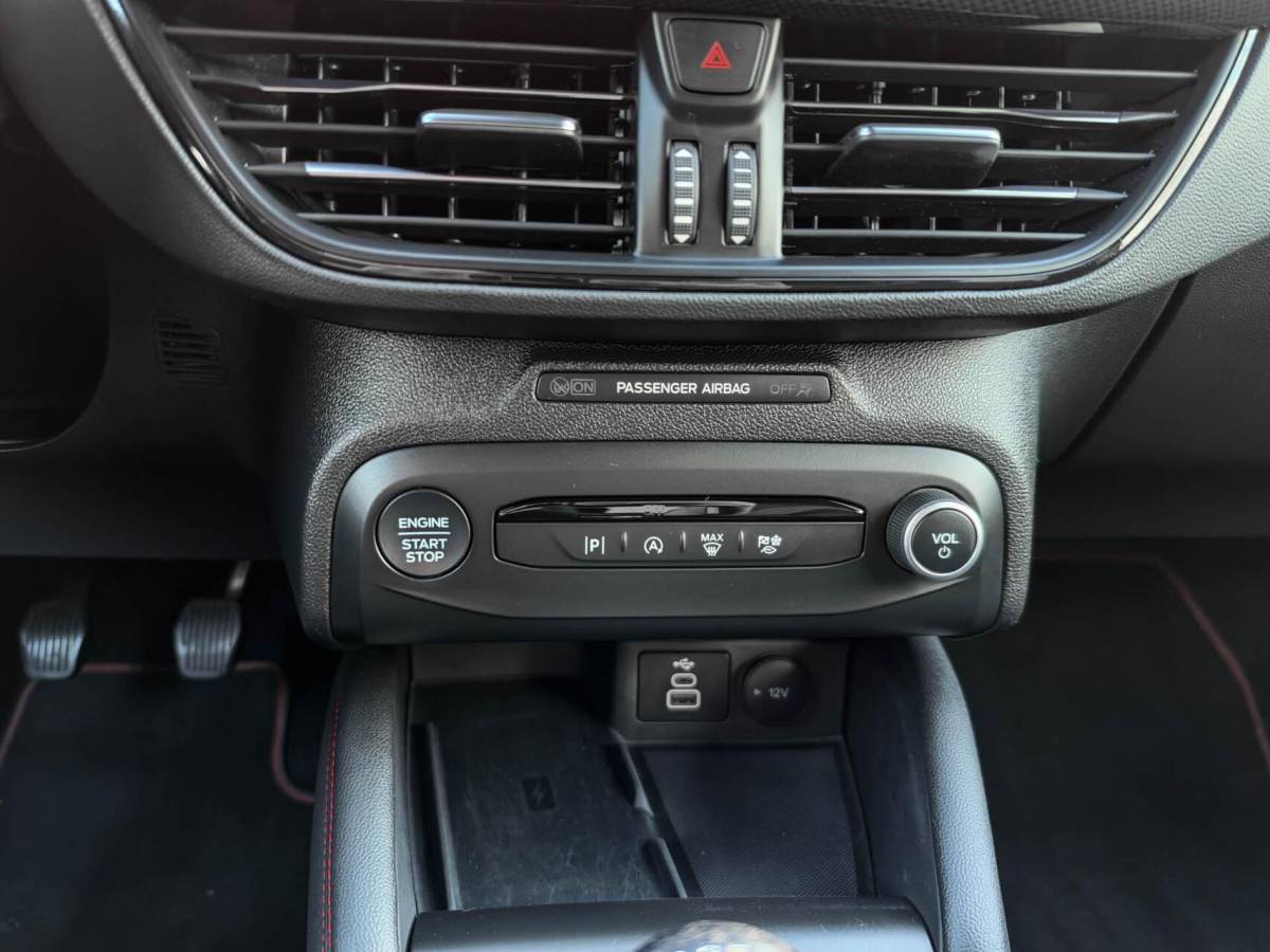 Ford Focus Ford Focus Wagon 1.0 EcoBoost 125pk Hybrid ST Line X | Driver Assist pack| Winterpack | B&O sound