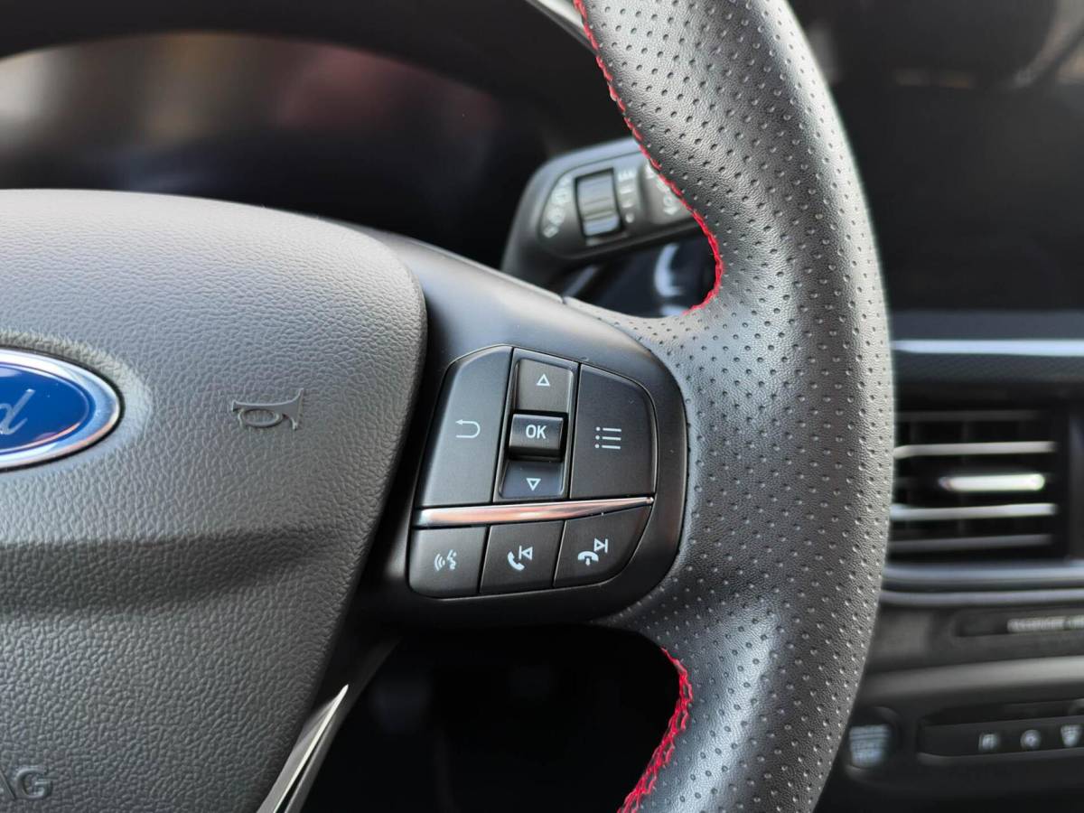 Ford Focus Ford Focus Wagon 1.0 EcoBoost 125pk Hybrid ST Line X | Driver Assist pack| Winterpack | B&O sound